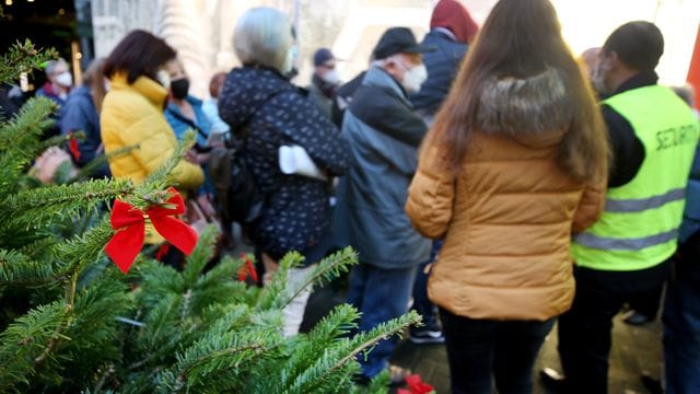 Corona-Impfstation direkt am Weihnachtsmarkt Corona-Impfstation direkt am Weihnachtsmarkt