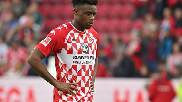 Mainz's Anderson Lucoqui