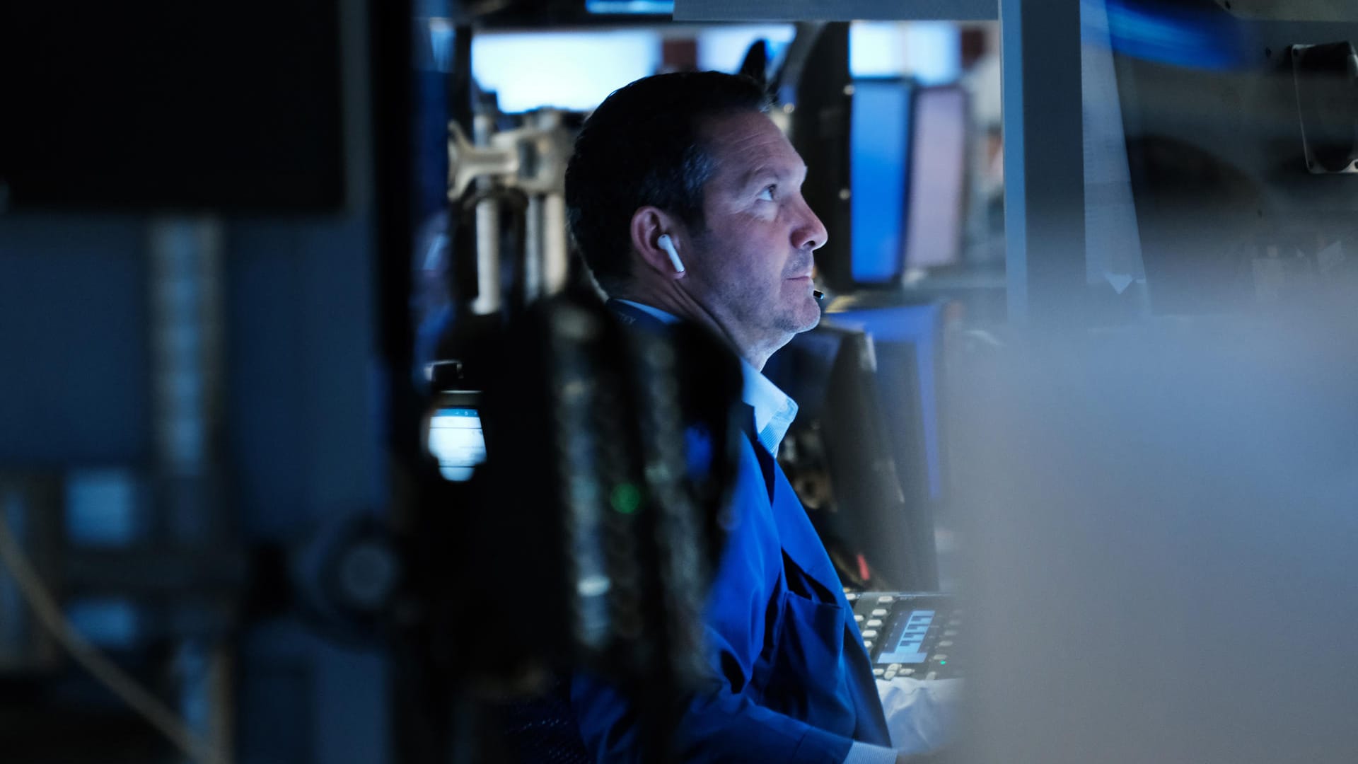 Trader an der US-Börse (Symbolbild): Egal ob im Börsenspiel oder auf dem realen Parkett – wer hier sehr erfolgreich sein will, muss Zeit investieren und darf ein gewisses Risiko nicht scheuen. Trader an der US-Börse (Symbolbild): Egal ob im Börsenspiel oder auf dem realen Parkett – wer hier sehr erfolgreich sein will, muss Zeit investieren und darf ein gewisses Risiko nicht scheuen.