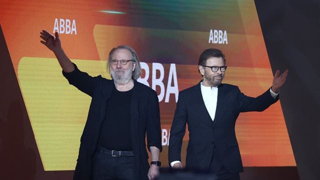 Abba sind zurück - hier vertreten durch Björn Ulvaeus (r) und Benny Andersson.