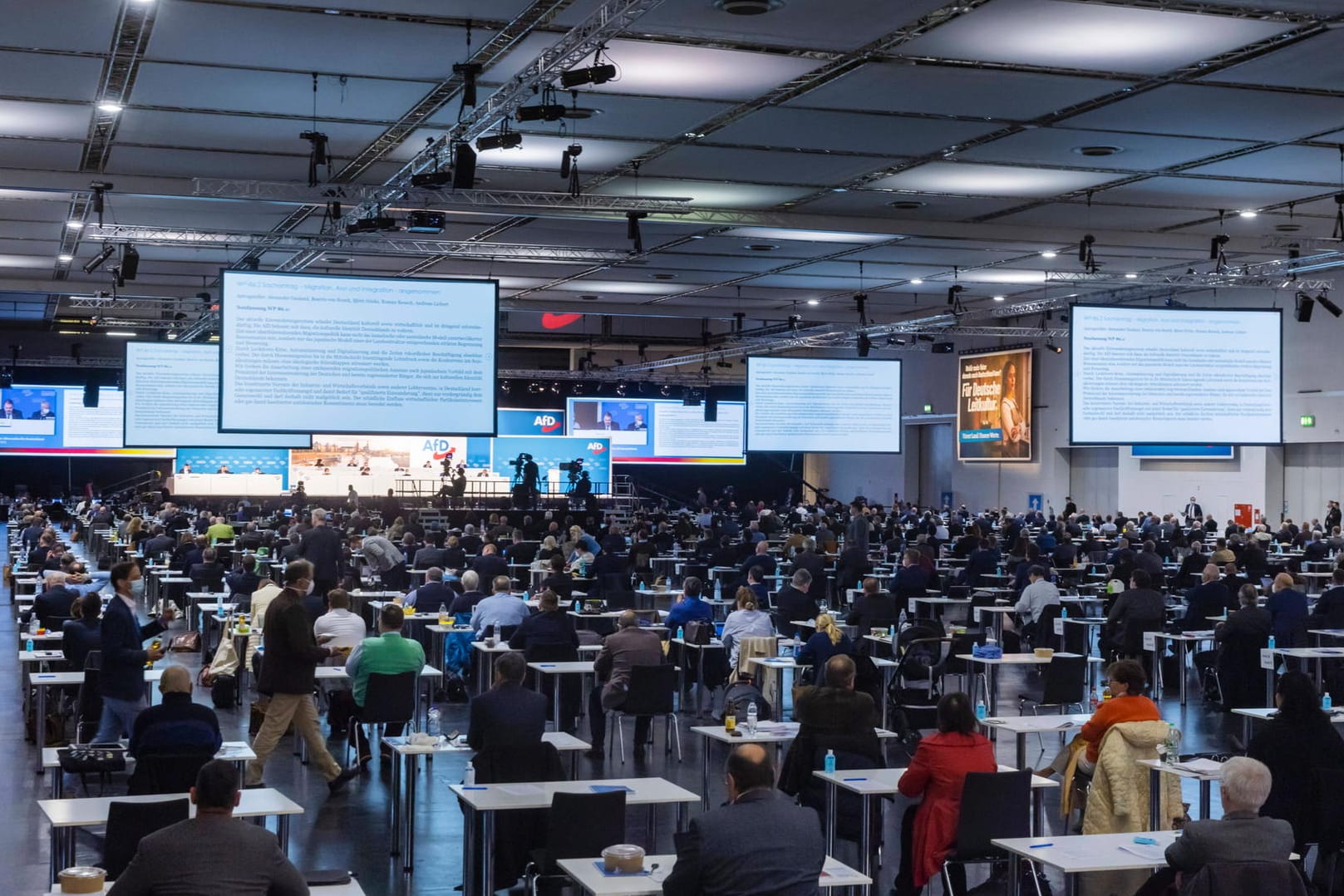 Bundesparteitag der AfD in der Messe Dresden (Archivbild): Im April 2021 nahmen 600 Personen teil.