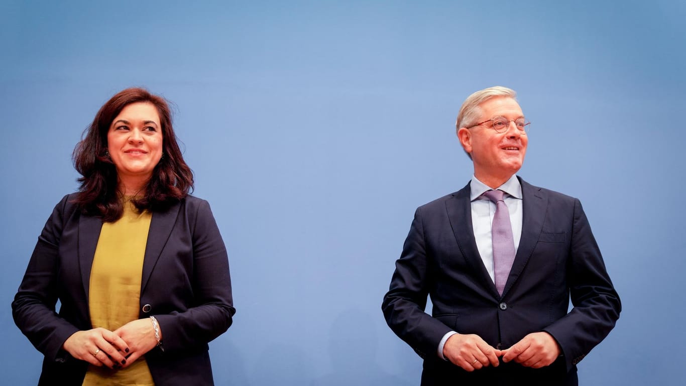 Norbert Röttgen: Der Bewerber um das Amt des Parteichefs schlägt CDU-Bundestagsabgeordnete Franziska Hoppermann als Generalsekretärin vor.