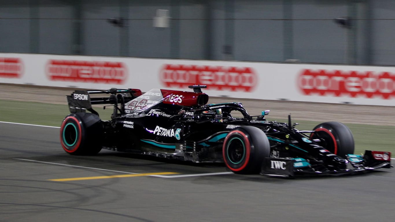 Starke Vorstellung: Lewis Hamilton auf dem Losail International Circuit in Katar.