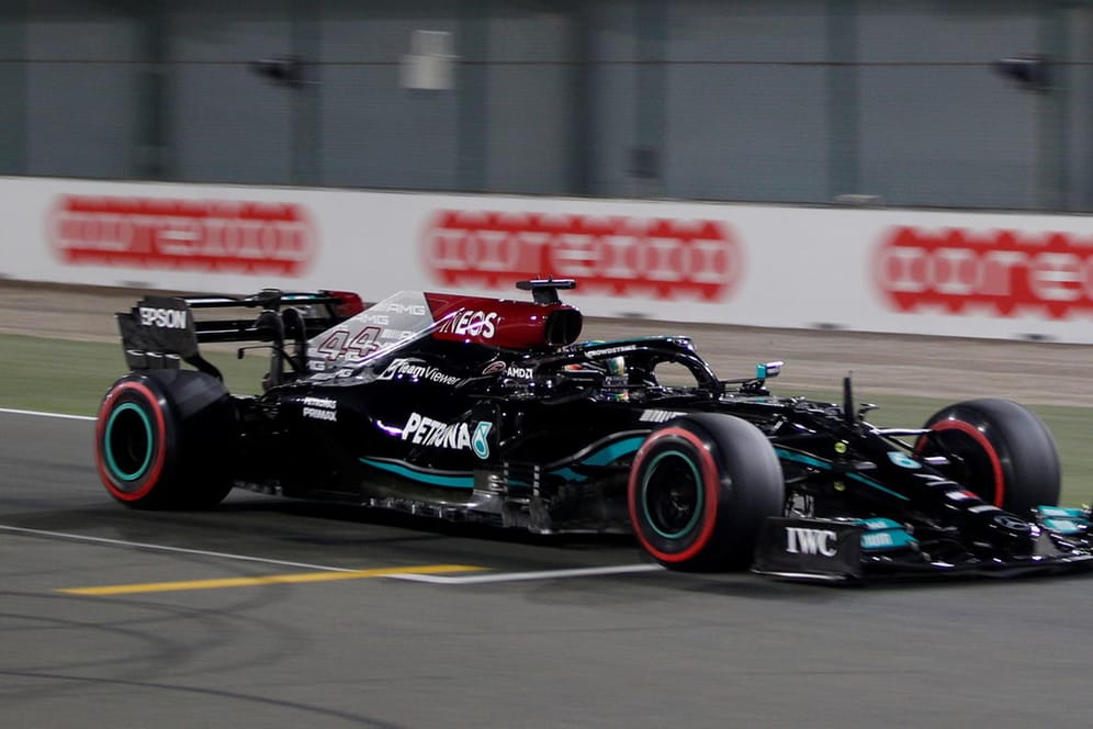 Starke Vorstellung: Lewis Hamilton auf dem Losail International Circuit in Katar.