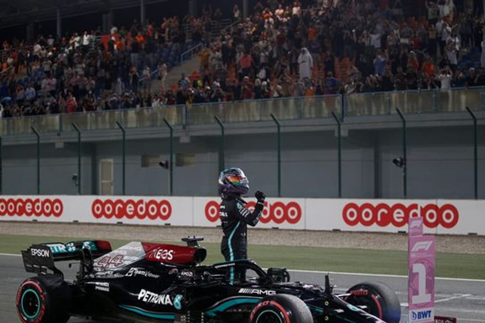 Favorit im Premierenrennen von Katar: Der Brite Lewis Hamilton von Mercedes.