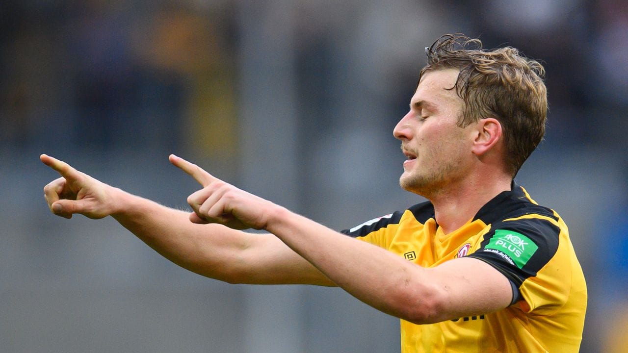 Christoph Daferner schoss Dynamo Dresden gegen Fortuna Düsseldorf zum Sieg. Christoph Daferner schoss Dynamo Dresden gegen Fortuna Düsseldorf zum Sieg.