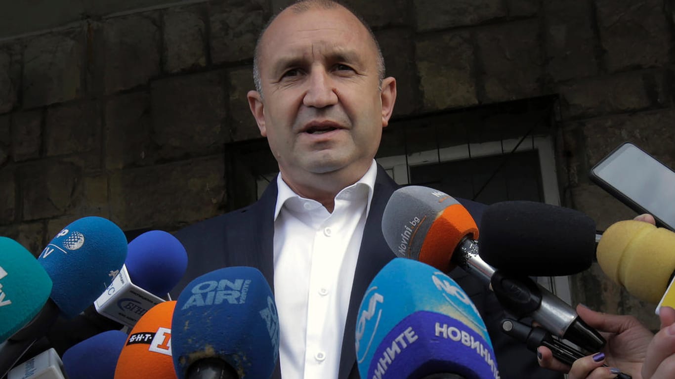 Rumen Radev: Der Präsident von Bulgarien hat die Stichwahl für sich entschieden.