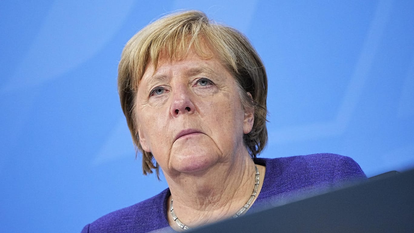 Angela Merkel: Die Kanzlerin findet die nun beschlossenen Einschränkungen zur Bekämpfung der Corona-Pandemie nicht genug.