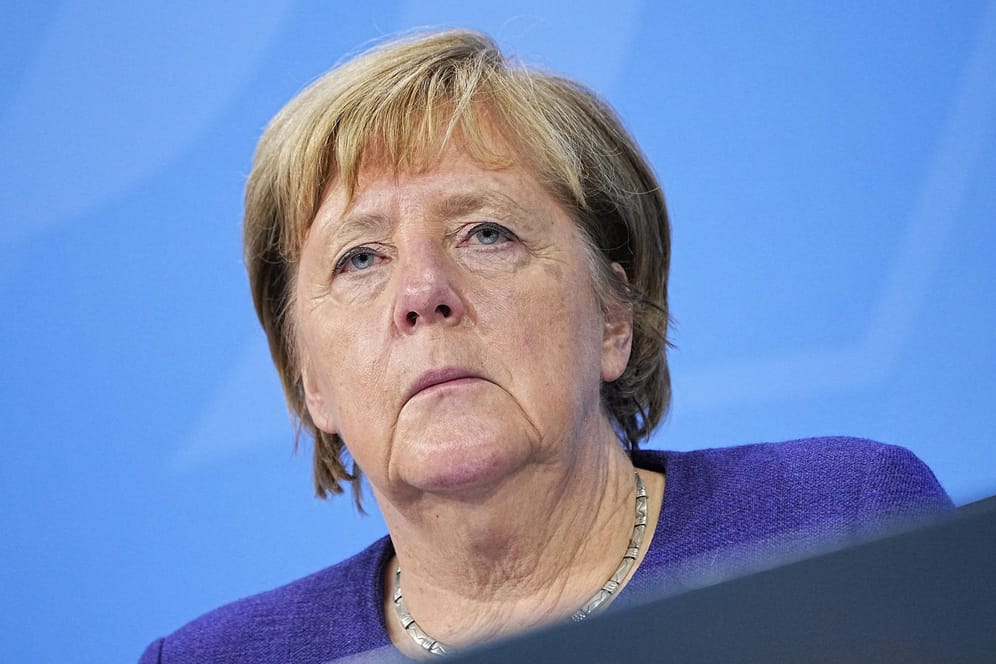 Angela Merkel: Die Kanzlerin findet die nun beschlossenen Einschränkungen zur Bekämpfung der Corona-Pandemie nicht genug.