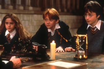 "Harry Potter und der Stein der Weisen": Die Hauptdarsteller Emma Watson, Rupert Grint und Daniel Radcliffe im ersten Film der Reihe als Hermine Granger, Ron Weasley und Harry Potter.