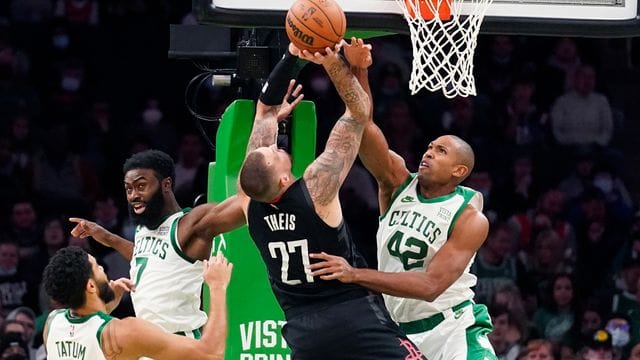 Die Houston Rockets um Daniel Theis (M. Die Houston Rockets um Daniel Theis (M.