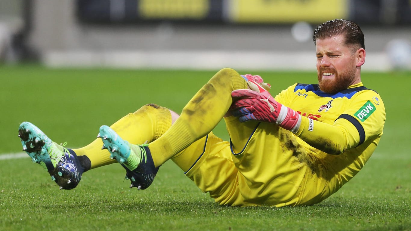 FC-Torwart Timo Horn beim Spiel gegen den FSV Mainz am Sonntag: Die Verletzung am Knie sorgt für eine längere Auszeit.