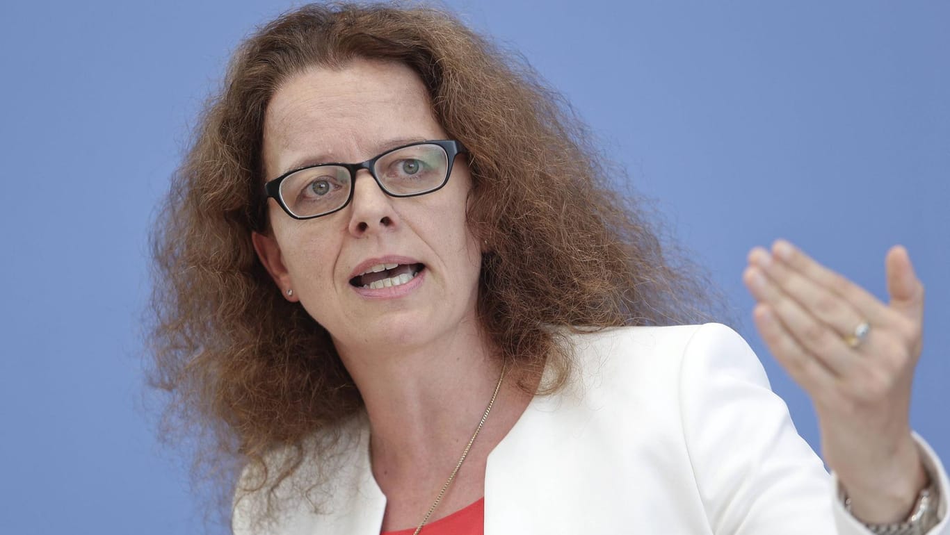 Isabel Schnabel: Die EZB-Direktorin sagt, die Unsicherheit über Tempo und Ausmaß des Preisrückgangs habe zugenommen.