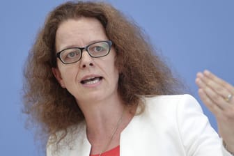 Isabel Schnabel: Die EZB-Direktorin sagt, die Unsicherheit über Tempo und Ausmaß des Preisrückgangs habe zugenommen.