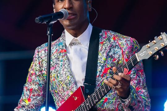 Jon Batiste ist der große Grammy-Favorit.