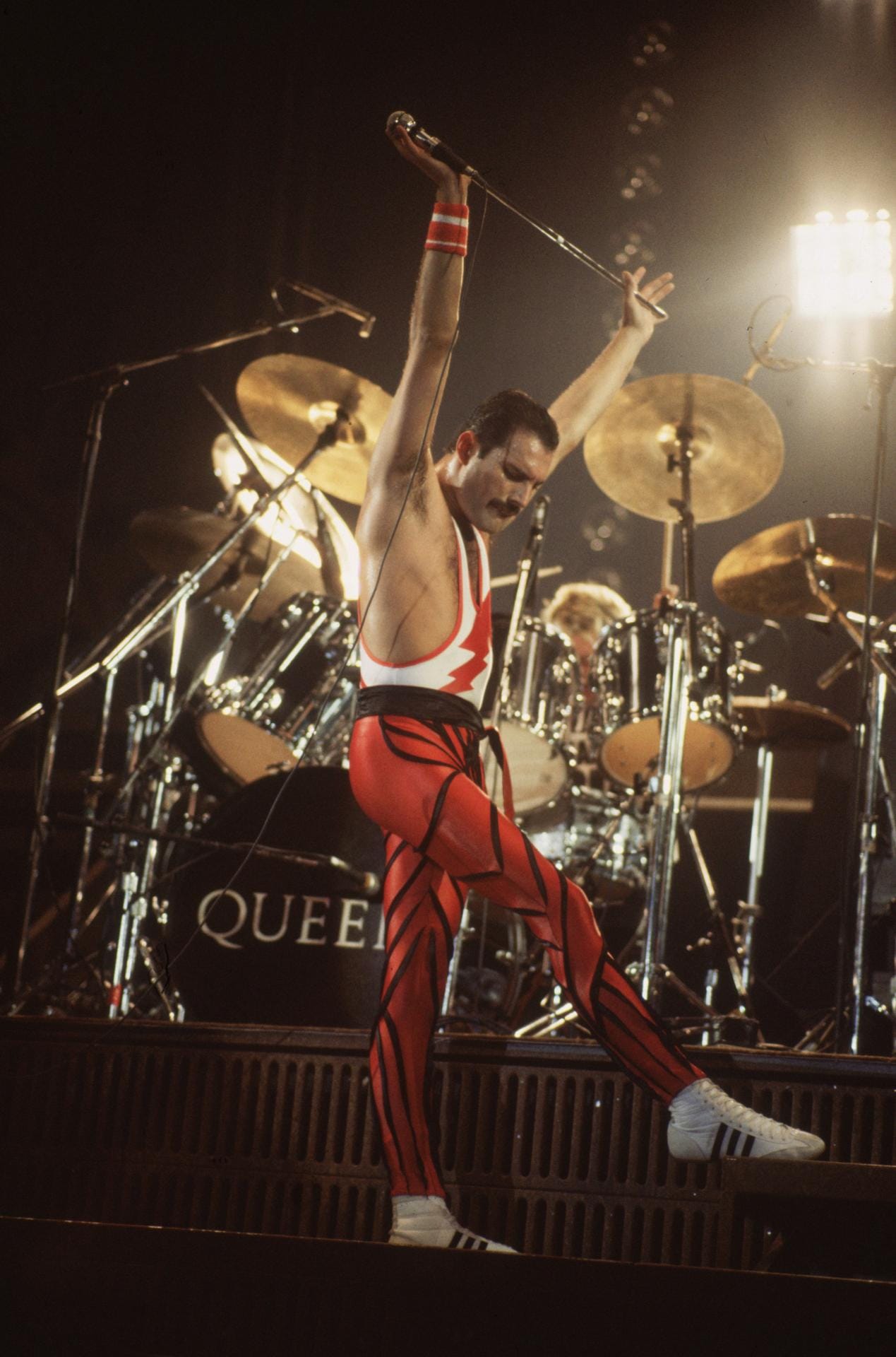 Von der großen Bühne hatte sich Freddie Mercury jedoch schon 1986 zurückgezogen. Damals war er auf dem Höhepunkt seiner Karriere.