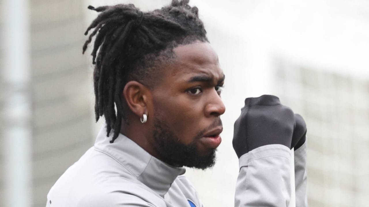 Das Gesicht spricht Bände: Jordan Torunarigha im Hertha-Training. Das Gesicht spricht Bände: Jordan Torunarigha im Hertha-Training.
