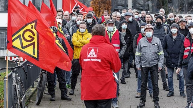 Protest gegen Personalabbau bei Blohm+Voss Protest gegen Personalabbau bei Blohm+Voss