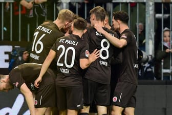 Hamburger Jubeltraube: St. Pauli steht wieder ganz vorne.