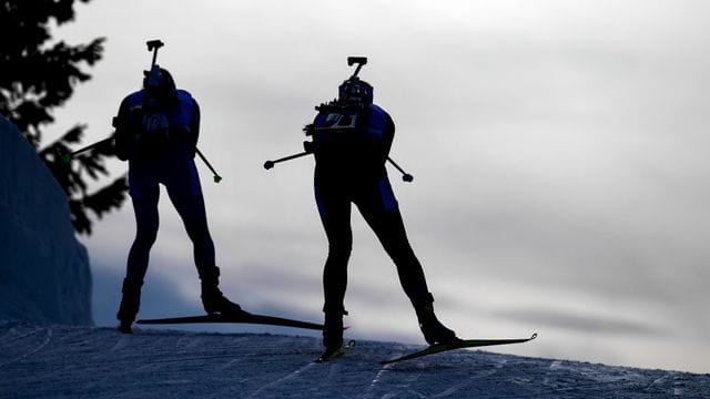 Einen normalen Weltcup-Winter wird es für die Biathleten in der anhaltenden Corona-Pandemie wieder nicht geben.