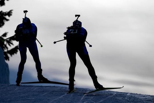 Einen normalen Weltcup-Winter wird es für die Biathleten in der anhaltenden Corona-Pandemie wieder nicht geben.