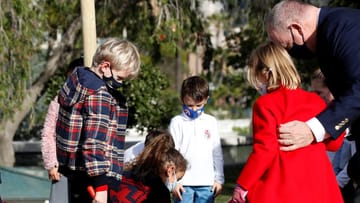 Fürst Albert war am Mittwoch mit seinen beiden Kindern bei einem Termin.