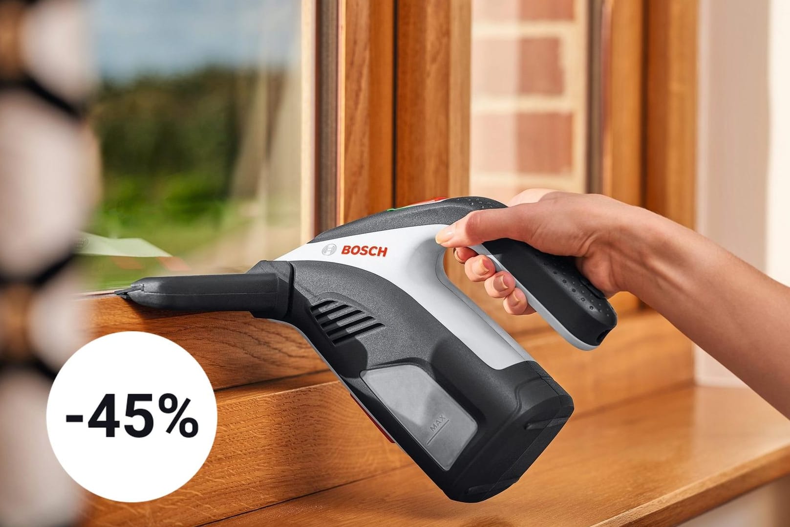 Am Black Friday ist der Bosch Akku-Fenstersauger GlassVac bei Amazon radikal reduziert.