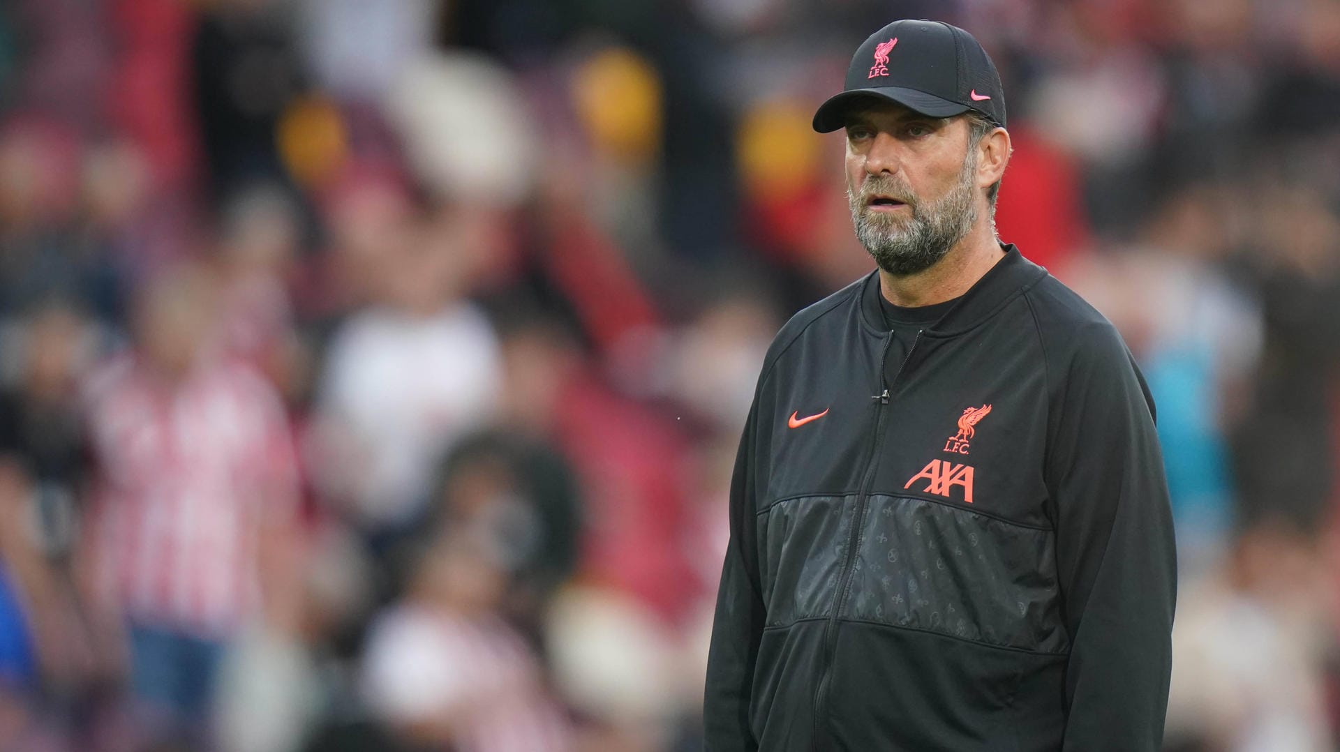 Jürgen Klopp: Der Liverpool-Trainer musste sich auf einer Pressekonferenz mit einem hartnäckigen Reporter auseinandersetzen. Jürgen Klopp: Der Liverpool-Trainer musste sich auf einer Pressekonferenz mit einem hartnäckigen Reporter auseinandersetzen.