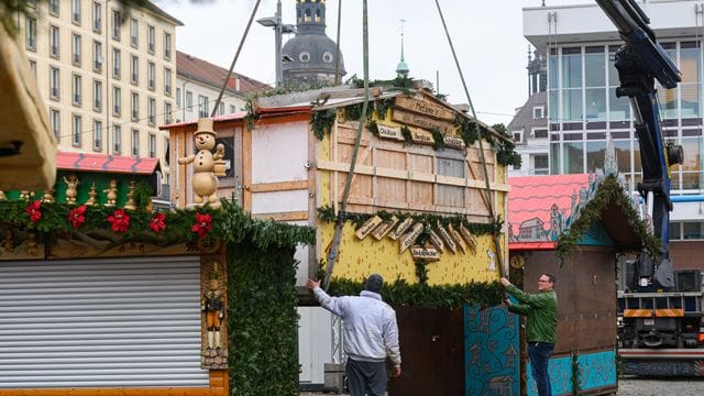 Abbau Dresdner Striezelmarkt