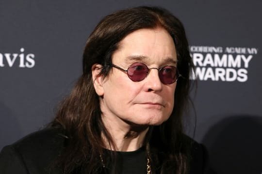 Ozzy Osbourne verschiebt erneut seine Abschiedstour durch Europa.