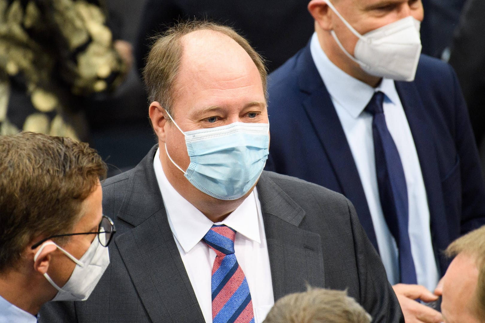 Kanzleramtschef Helge Braun: Laut einem Bericht seien mehrere Ländervertreter der Meinung, dass ein umfassender Lockdown nicht mehr ausgeschlossen werden kann.