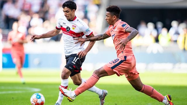 Stuttgarts Omar Marmoush (l) soll gegen Mainz von Beginn an auflaufen. Stuttgarts Omar Marmoush (l) soll gegen Mainz von Beginn an auflaufen.