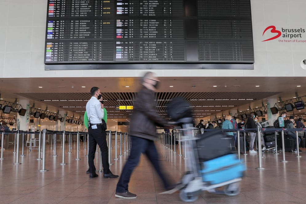 Brüsseler Flughafen: Die Corona-Variante aus Südafrika wurde erstmals in Europa nachgewiesen.
