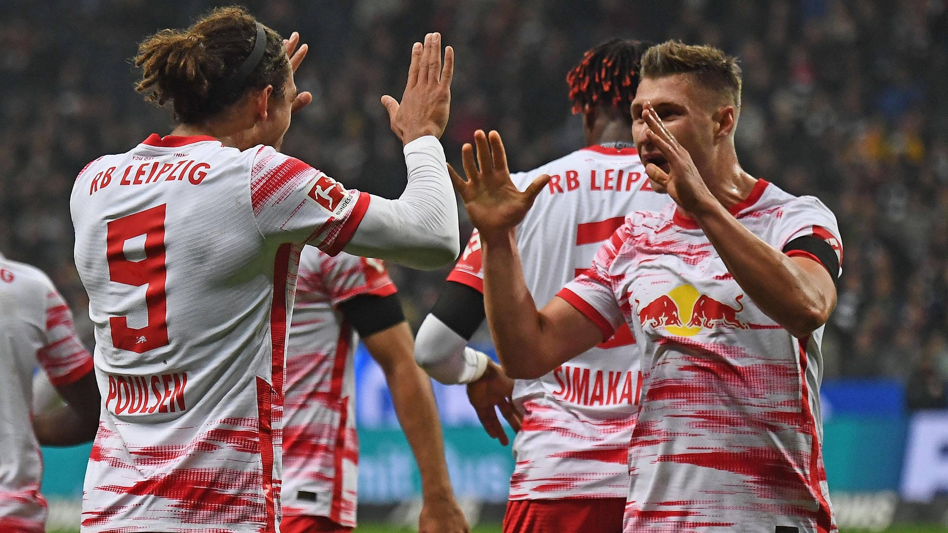 Yussuf Poulsen (l.) und Willi Orban sind unter den Corona-Infizierten bei RB-Leipzig.