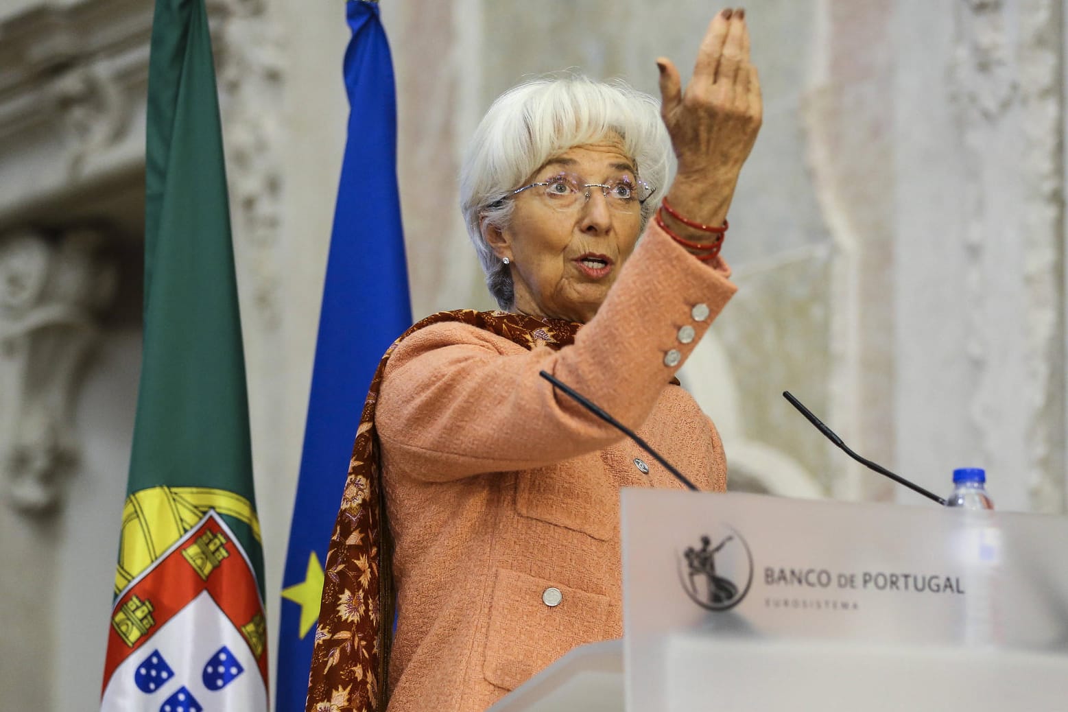 Christine Lagarde: Die EZB-Chefin steht wegen ihres Geldpolitik-Kurses zunehmend in der Kritik. Christine Lagarde: Die EZB-Chefin steht wegen ihres Geldpolitik-Kurses zunehmend in der Kritik.