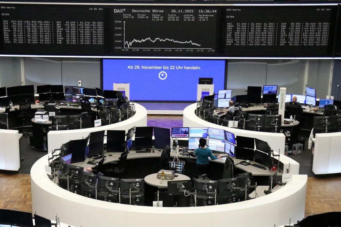 Dax-Kurs in der Deutschen Börse: Der Leitindex verlor am Freitag mehr als 600 Punkte.