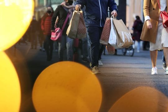 Mal wieder mehr gekauft als Sie wollten? Den Angeboten im Laden zu widerstehen, ist oft nicht leicht.