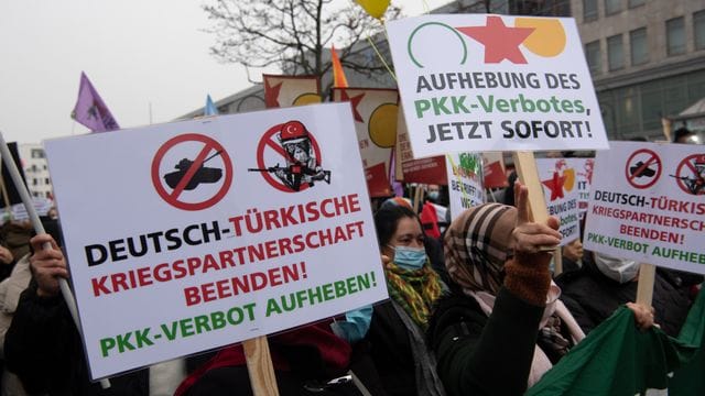 Demonstration gegen das PKK-Verbot Demonstration gegen das PKK-Verbot
