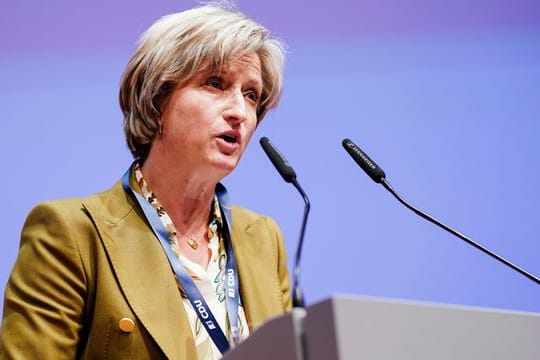 Nicole Hoffmeister-Kraut spricht