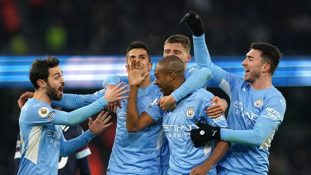Manchesters Fernandinho (2. Manchesters Fernandinho (2.