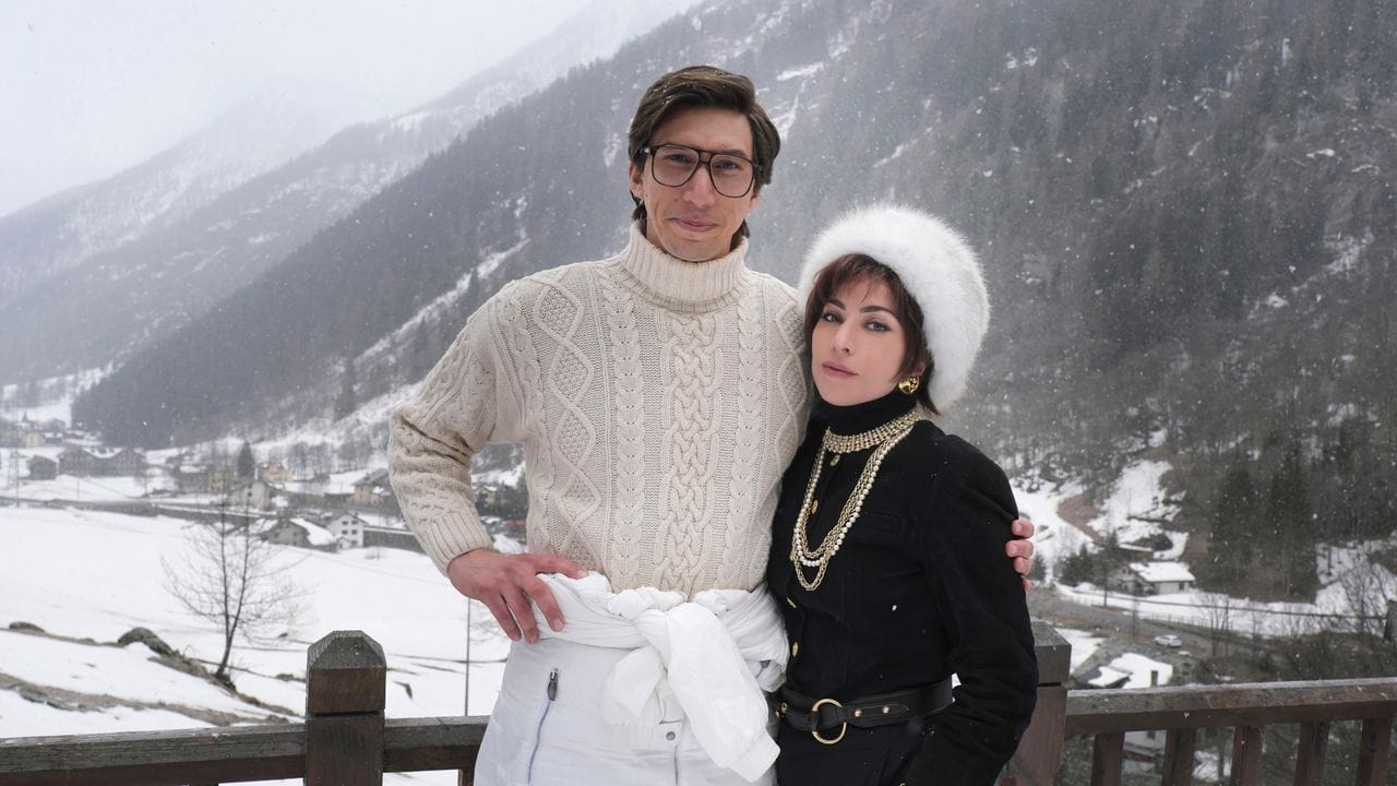 Eine verhängnisvolle Beziehung: Maurizio Gucci (Adam Driver) und Patrizia Reggiani (Lady Gaga). Eine verhängnisvolle Beziehung: Maurizio Gucci (Adam Driver) und Patrizia Reggiani (Lady Gaga).