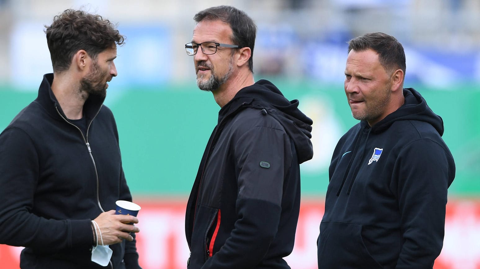 Die gespaltene Hertha-Führung: Trainer Dárdai (r.) muss gehen, Manager Bobic gerät unter Druck. Die gespaltene Hertha-Führung: Trainer Dárdai (r.) muss gehen, Manager Bobic gerät unter Druck.