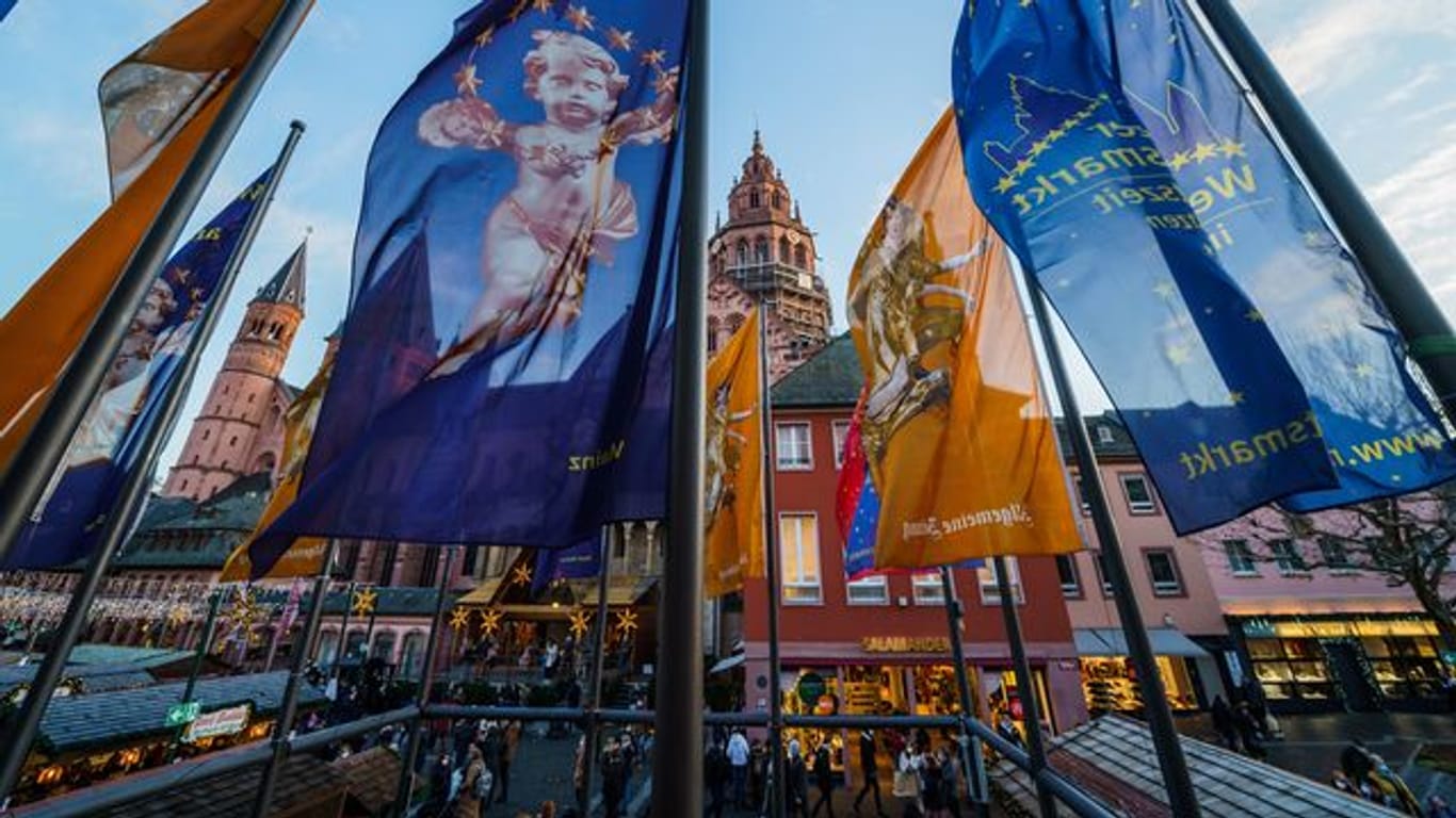 Weihnachtsmarkt in der Landeshauptstadt