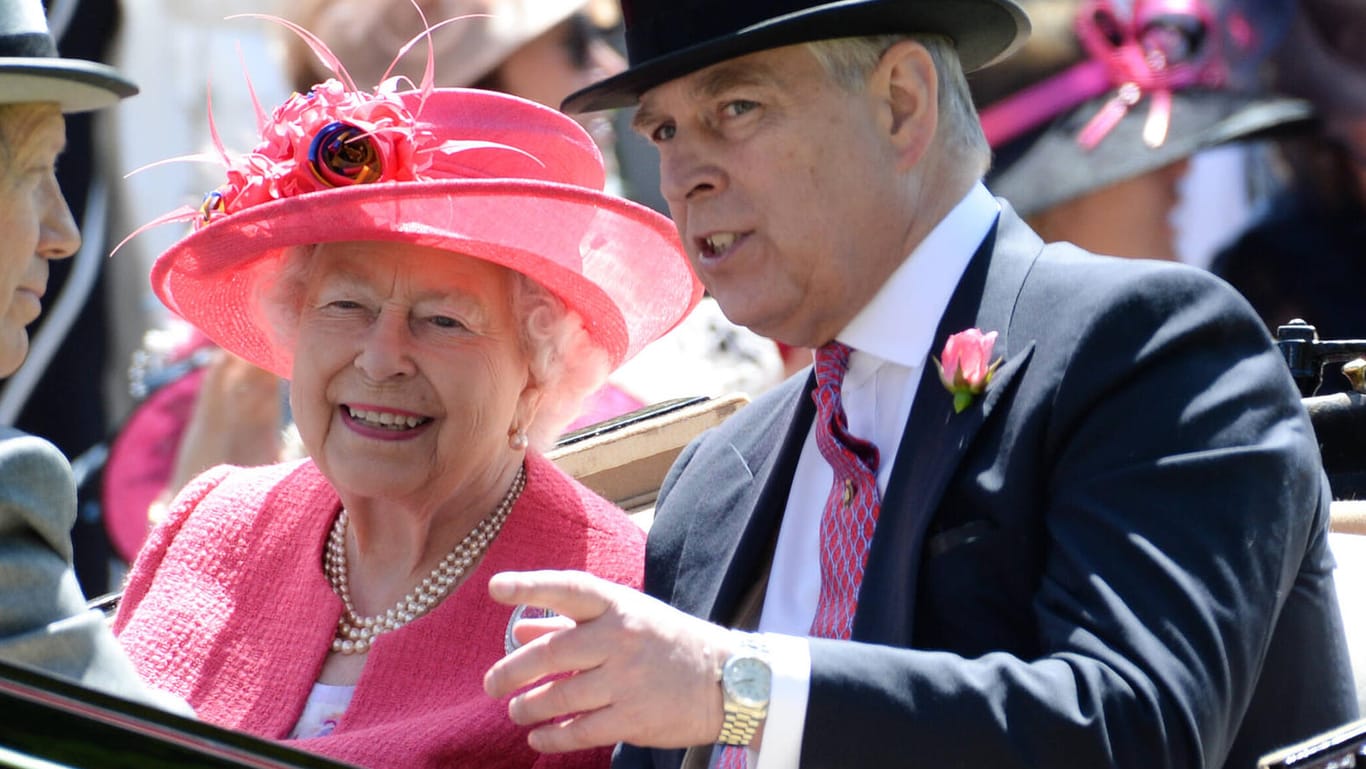 Prinz Andrew: Auch der Sohn von Queen Elizabeth II. ist in den Missbrauchsskandal verstrickt.