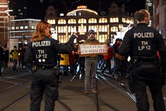 Protest gegen Corona-Maßnahmen in Erfurt