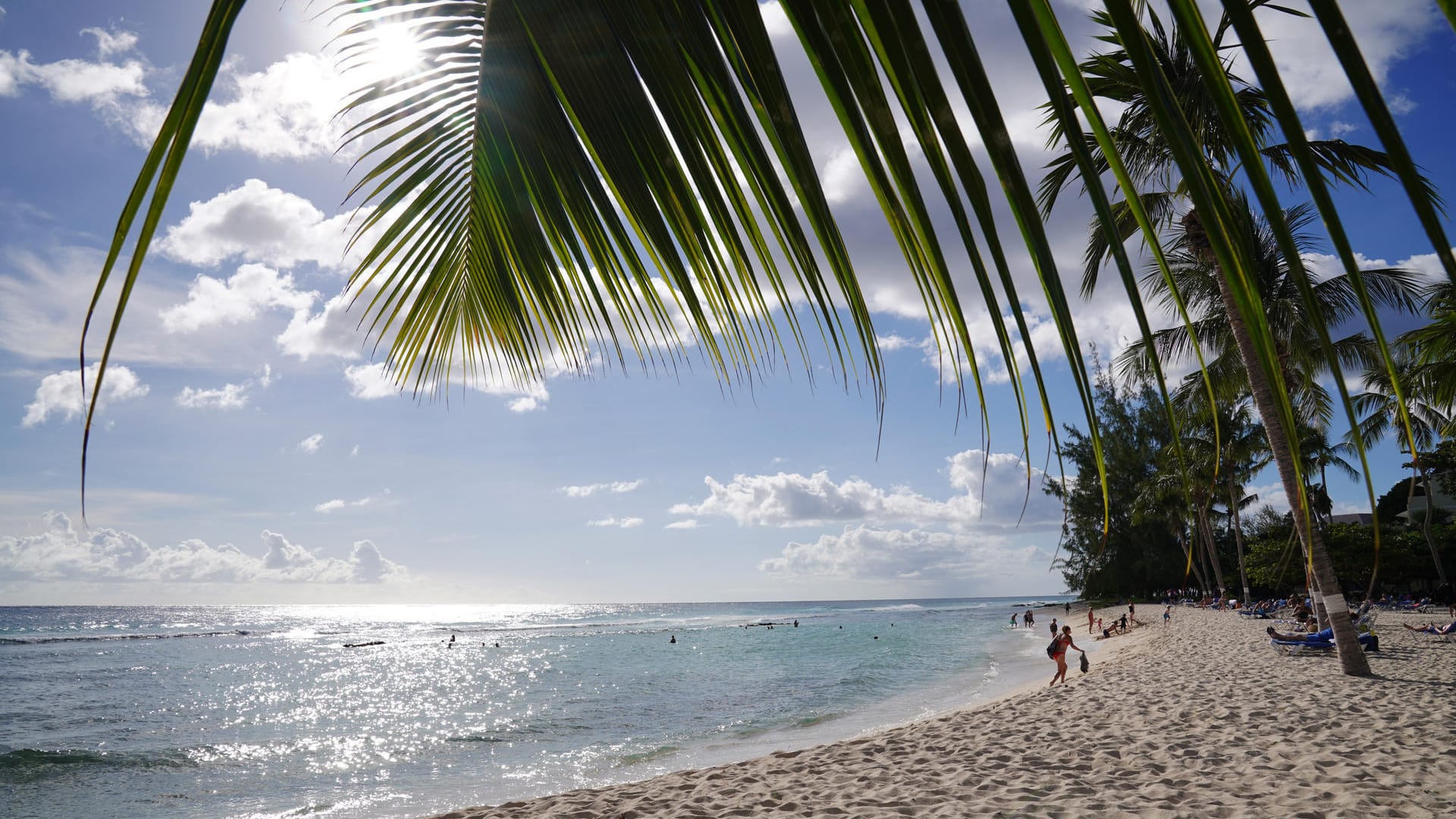 Strand auf Barbados: Dort leben etwa 300.000 Menschen.