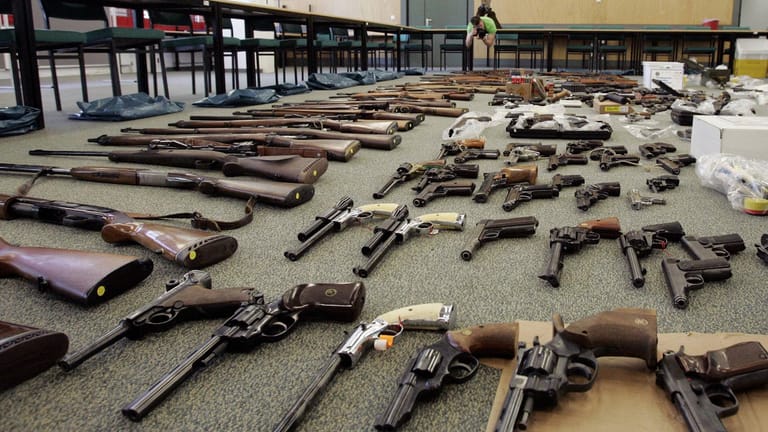 Beschlagnahmte Schusswaffen: Das Problem von Millionen illegalen Schusswaffen ist bis heute nicht gelöst (Archivfoto).