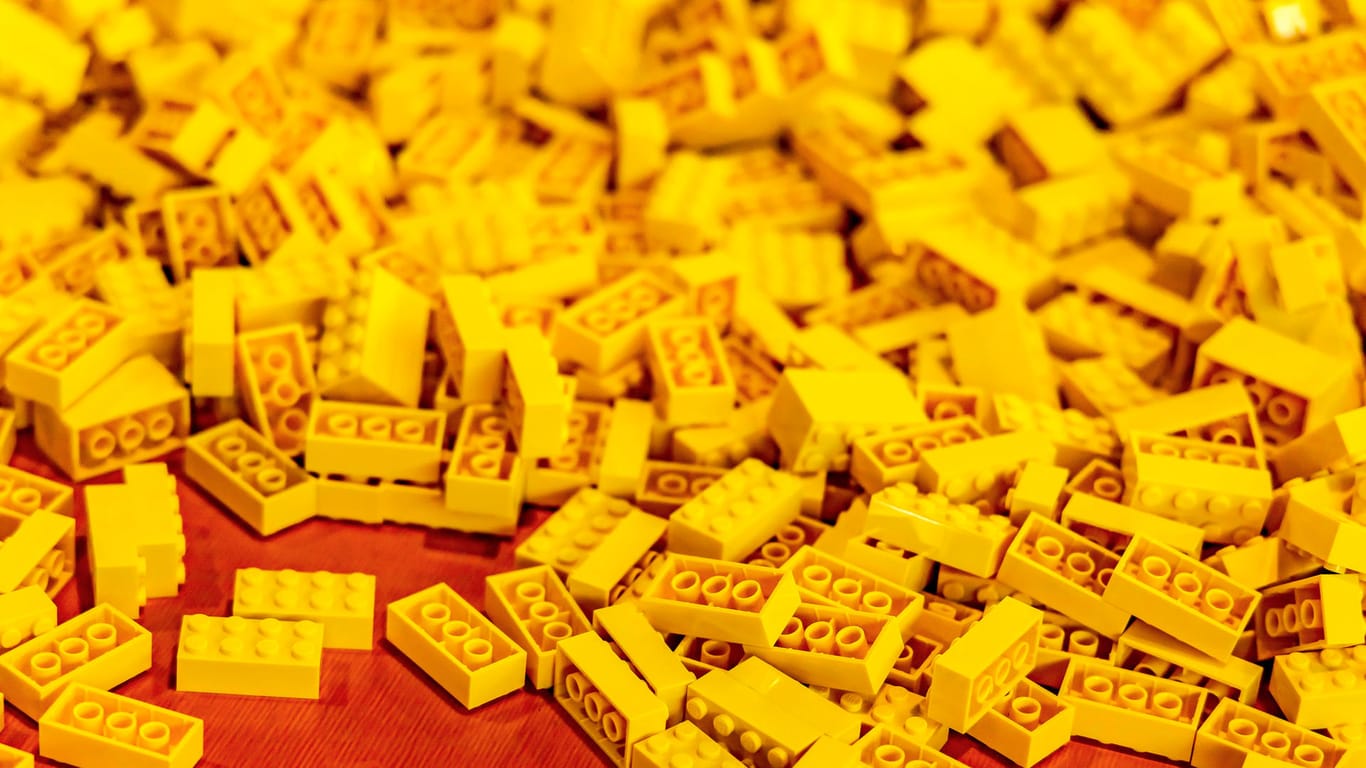 Lose Legosteine: Diebe entwendeten massenhaft der Steine aus einem Spielwarengeschäft in Nordrhein-Westfalen.