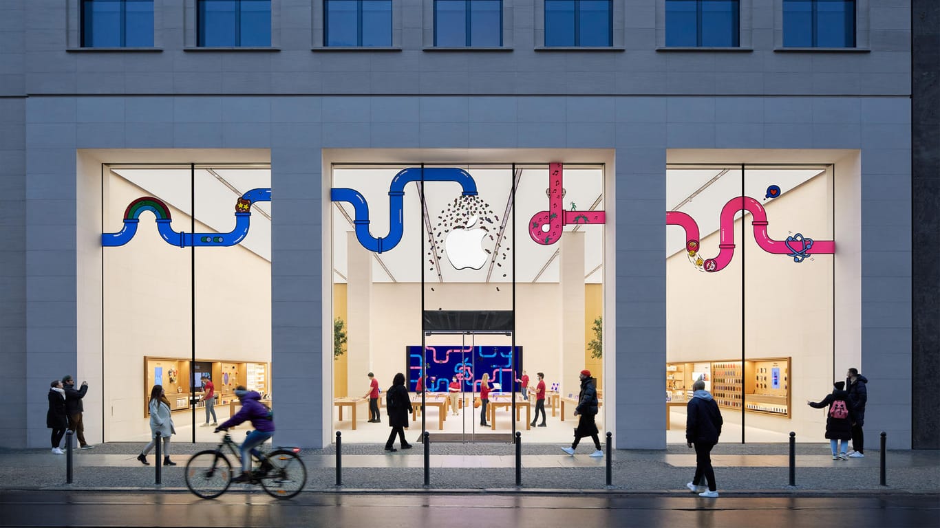 Der neue Apple-Store in Berlin: Das Unternehmen eröffnet seinen zweiten Shop in Berlin.
