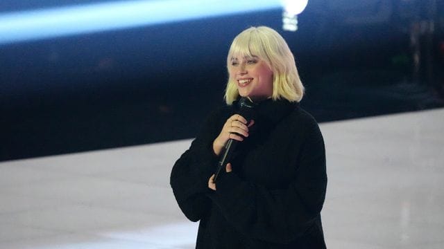 Billie Eilish wird geehrt.